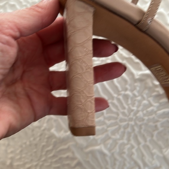 Alexandre Birman Nude Heels - Picture 3 of 7